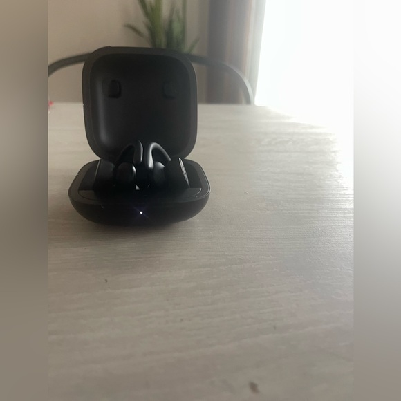 Beats By Dre PowerBeats Wireless - Picture 2 of 5